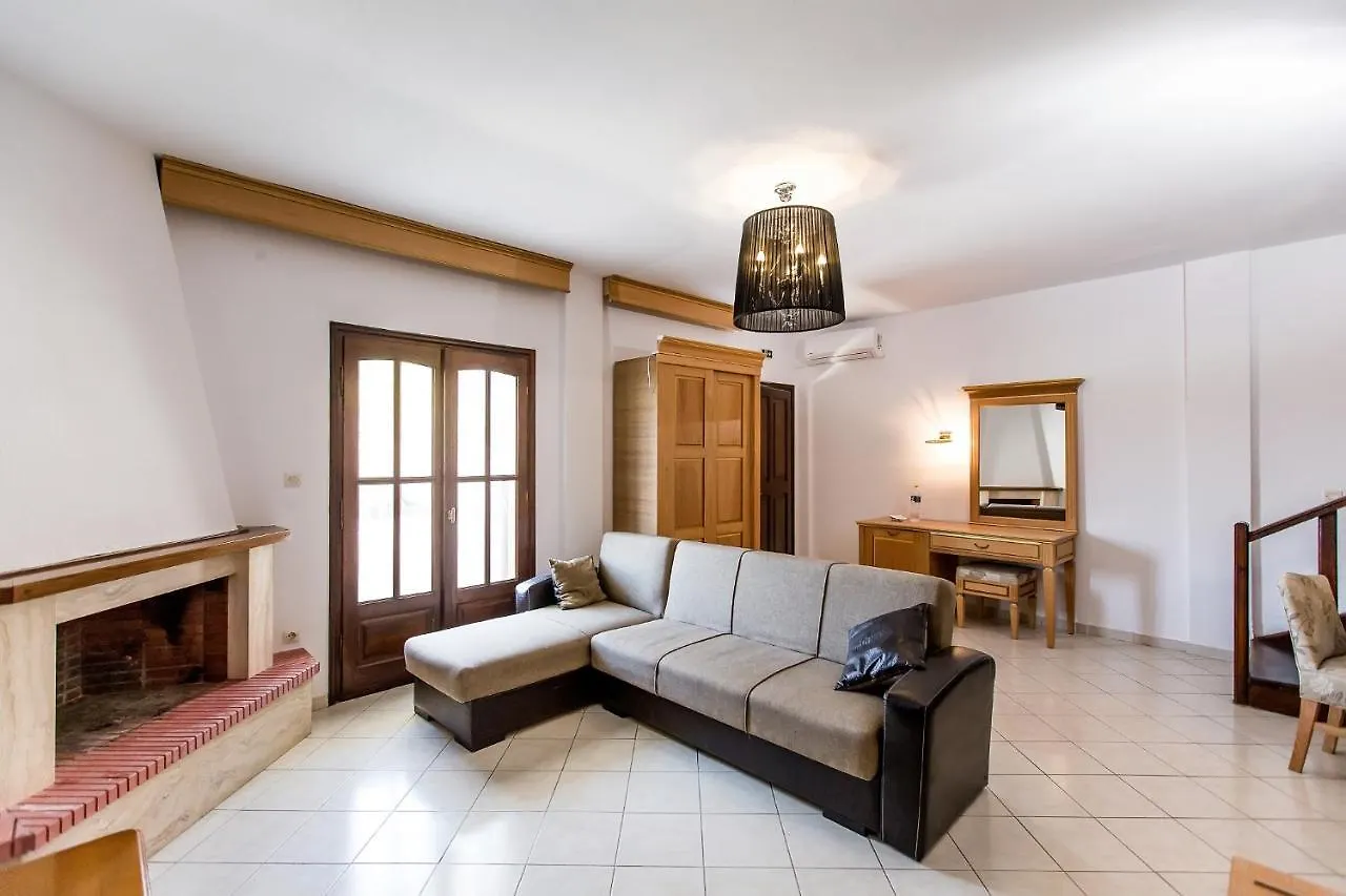 Greek Pride Beach Villa Fourka 0*,  Griekenland